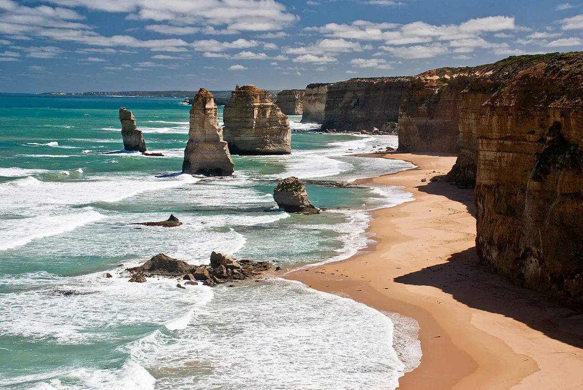 Twelve Apostles Marine National Park