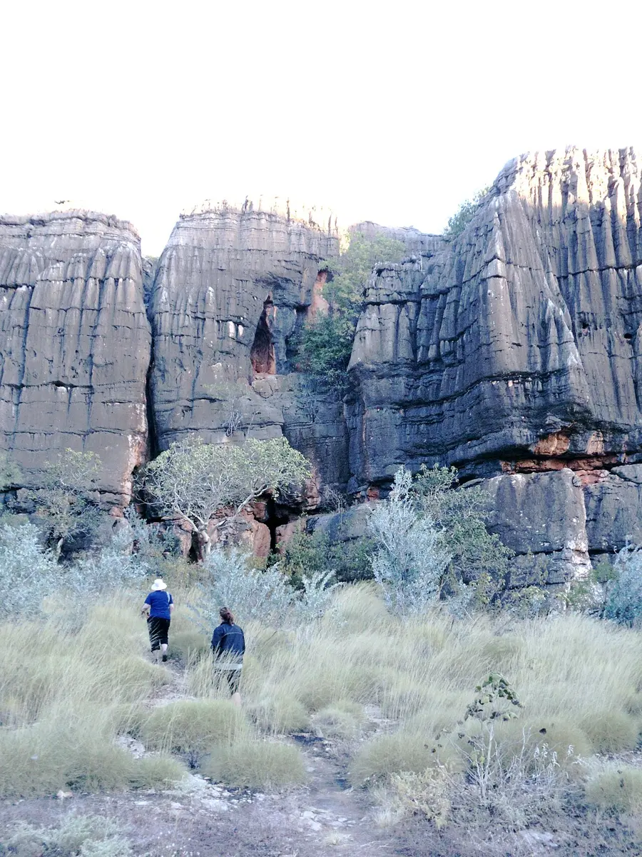 Mimbi Caves