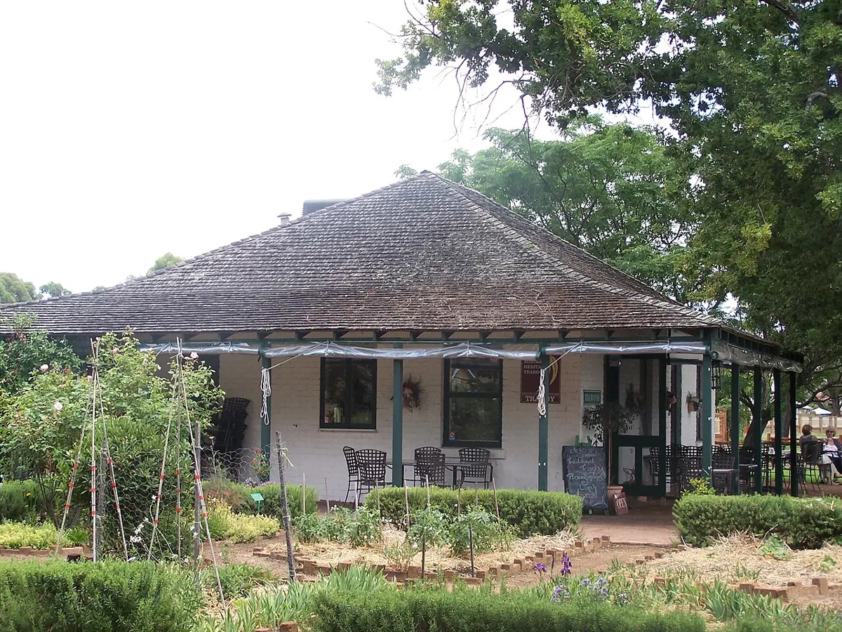 Tranby House